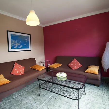 Apartament A Few Meters From A Quiet *